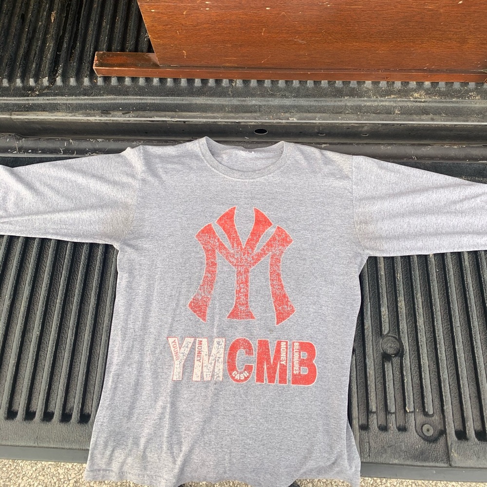 Young Money Tee